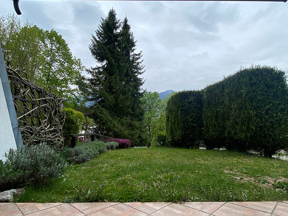apartment with garden in bovec