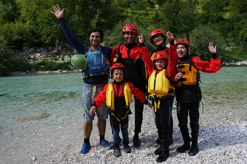 last picture on family rafting
