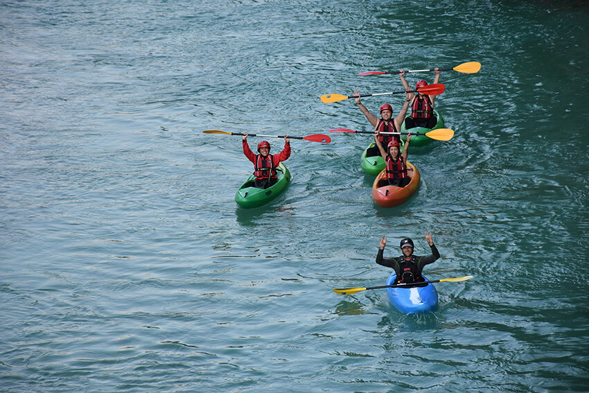 kayak guided tour